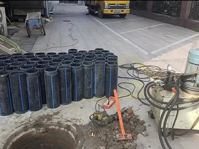 长子PE置换管厂家 DN315置换管 非开挖管短管置换